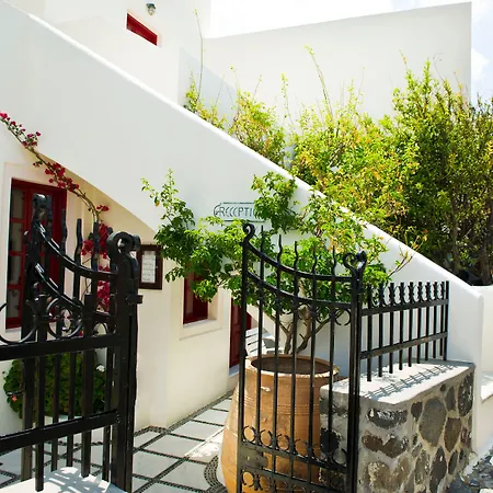 Nikos Villas-2